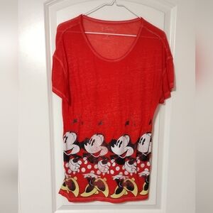 Minnie Mouse Disney Tee Shirt (Juniors Medium)